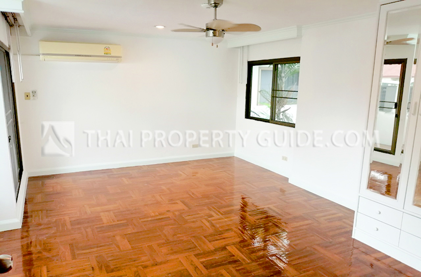 House with Shared Pool in Sukhumvit 